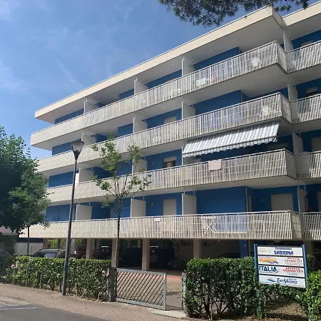 Sabrina - 50m From The * Bibione