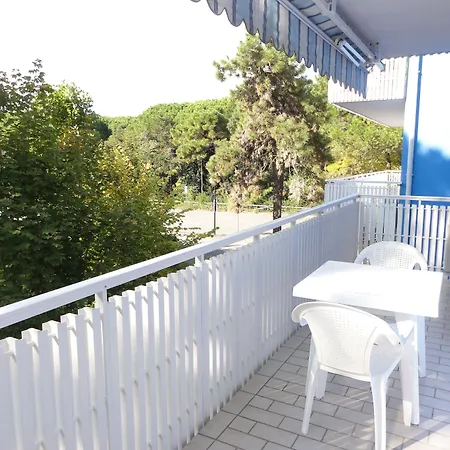 Apartment Sabrina - 50m From The *